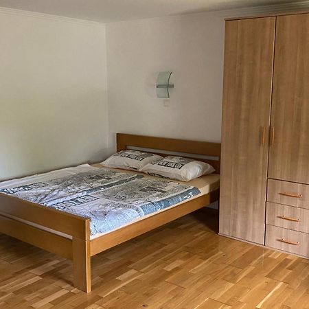 Semper Liberi Apartment Maribor Luaran gambar